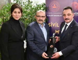 Balıkesir Valisi Ustaoğlu, TİMBİR üyeleri ile bir araya geldi