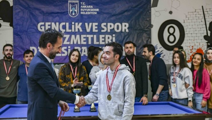 Ankara Büyükşehir Belediyesinden üniversite öğrencileri için bowling turnuvası