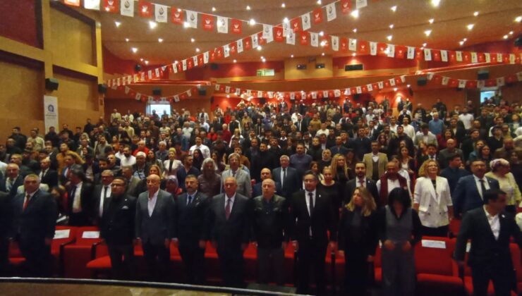 Zafer Partisi Genel Başkanı Özdağ, Antalya’da partisinin belediye başkan adaylarını tanıttı