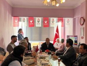 Zafer Partisi Kemer Belediye Başkan Adayı ve Meclis üyesi adaylarını vaatleriyle açıkladı