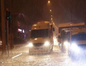 Antalya’ya peş peşe sarı kod uyarısı; Şiddetli yağmur geliyor